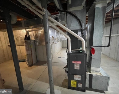 196 Chancellor Drive - Photo Thumbnail 18
