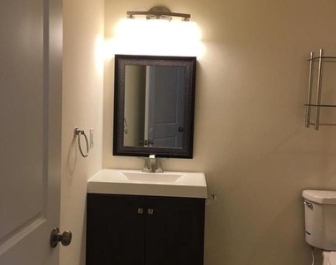 357 Oakwood Avenue - Photo Thumbnail 16