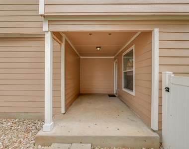 1815 Lost Maples Loop - Photo Thumbnail 21