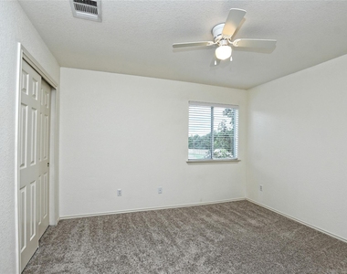 1815 Lost Maples Loop - Photo Thumbnail 19