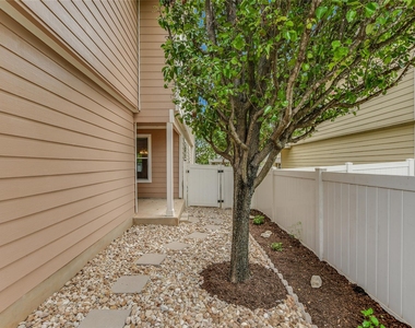 1815 Lost Maples Loop - Photo Thumbnail 23