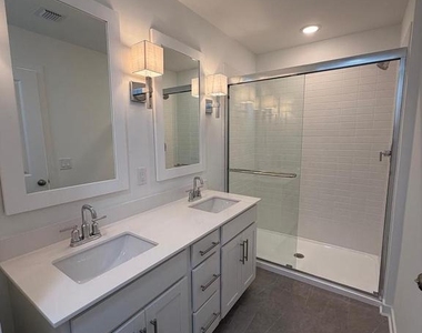 47 Silverbell Avenue - Photo Thumbnail 16