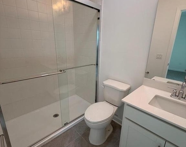 47 Silverbell Avenue - Photo Thumbnail 10