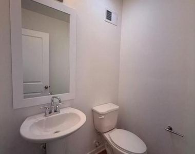 43 Silverbell Avenue - Photo Thumbnail 12