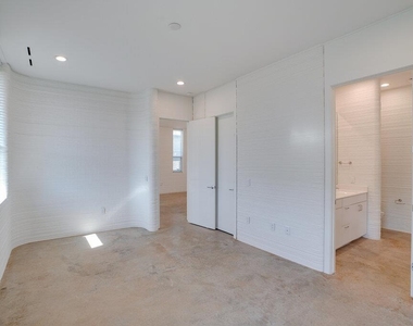 304 Painted Sunset Dr - Photo Thumbnail 14