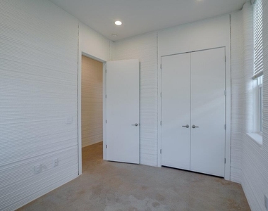 304 Painted Sunset Dr - Photo Thumbnail 6