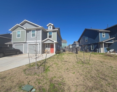 7208 Spotted Leaf Way - Photo Thumbnail 13