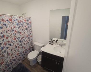 7208 Spotted Leaf Way - Photo Thumbnail 2
