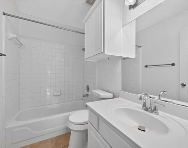 16831 Bailey Jean Dr - Photo Thumbnail 16