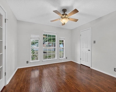 16831 Bailey Jean Dr - Photo Thumbnail 11