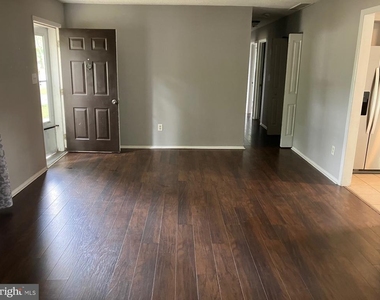 130 Clubhouse - Photo Thumbnail 5