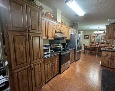 13623 Avis Rd - Photo Thumbnail 10