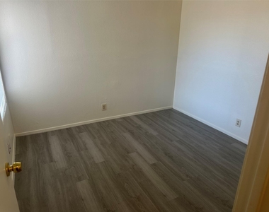 2602 S Bagdad Rd - Photo Thumbnail 15