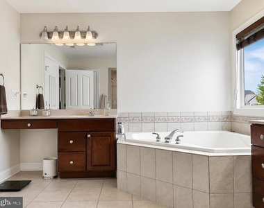 23628 Belmar Drive - Photo Thumbnail 74