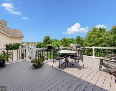 23628 Belmar Drive - Photo Thumbnail 8