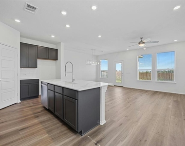 12509 Oxford Vineyard Ln - Photo Thumbnail 8