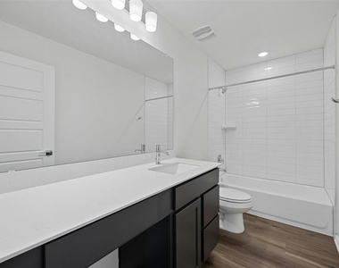 12509 Oxford Vineyard Ln - Photo Thumbnail 22