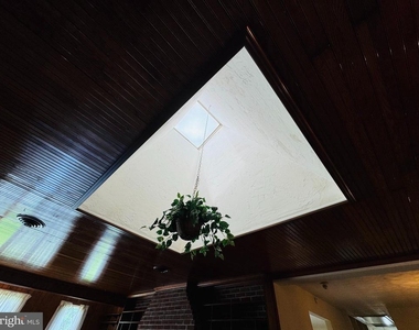 21500 Point Lookout Road - Photo Thumbnail 5