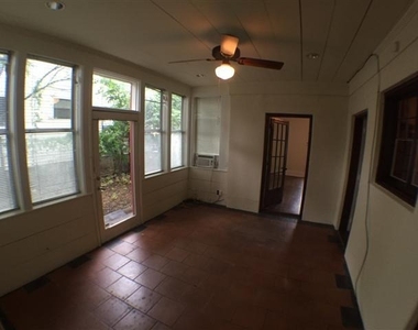 2813 Salado St - Photo Thumbnail 13