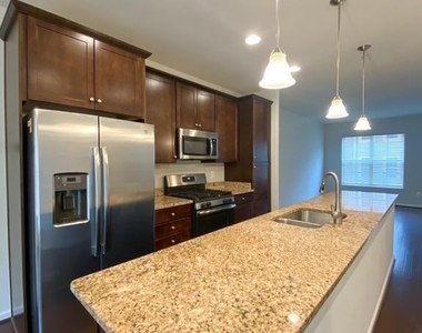 7175 Brick Kiln Circle - Photo Thumbnail 11