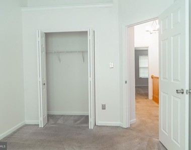744 Faraway Court - Photo Thumbnail 21