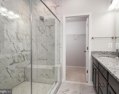 627 Halsey Way - Photo Thumbnail 17