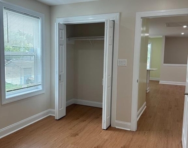 6314 Foote Street - Photo Thumbnail 7