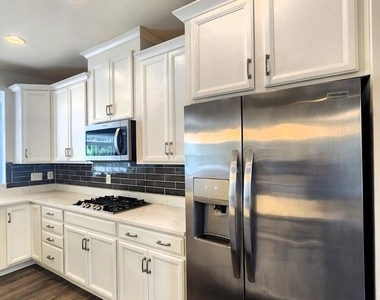 9157 Fox Stream Way - Photo Thumbnail 11