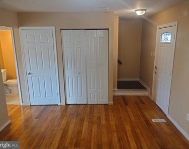 7812 Michele Drive - Photo Thumbnail 1