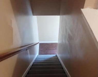 7812 Michele Drive - Photo Thumbnail 18