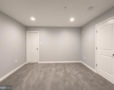 9600 Smithview Place - Photo Thumbnail 4