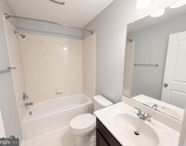 9600 Smithview Place - Photo Thumbnail 5