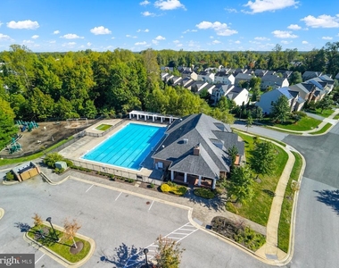 9600 Smithview Place - Photo Thumbnail 10