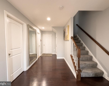 9600 Smithview Place - Photo Thumbnail 6