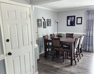 11218 Black Foot Ct - Photo Thumbnail 9