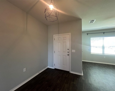 13122 Titanium St - Photo Thumbnail 1