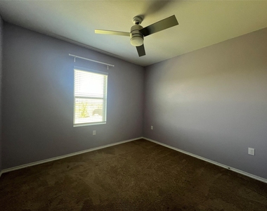13122 Titanium St - Photo Thumbnail 14