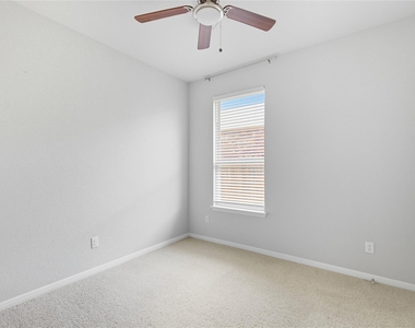 5925 Malta Cir - Photo Thumbnail 26
