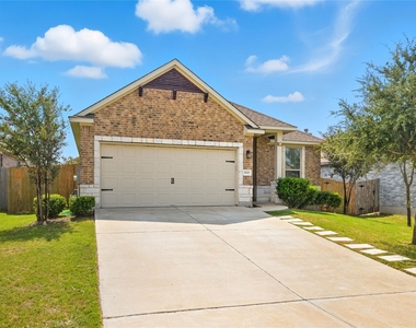 5925 Malta Cir - Photo Thumbnail 2