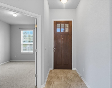 5925 Malta Cir - Photo Thumbnail 5