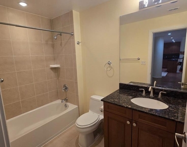 6820 Wisconsin Avenue - Photo Thumbnail 12