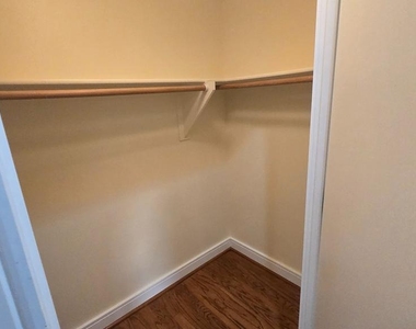 6820 Wisconsin Avenue - Photo Thumbnail 18