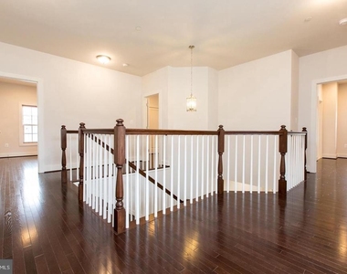 304 S Stonestreet Avenue - Photo Thumbnail 20