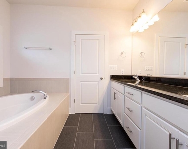 304 S Stonestreet Avenue - Photo Thumbnail 26