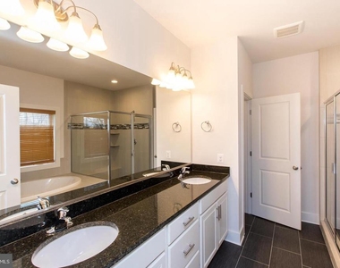 304 S Stonestreet Avenue - Photo Thumbnail 25