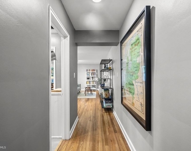 2402 Colston Drive - Photo Thumbnail 18