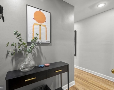 2402 Colston Drive - Photo Thumbnail 20