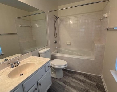 13100 Millhaven Place - Photo Thumbnail 28