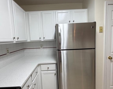 13100 Millhaven Place - Photo Thumbnail 25