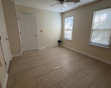 13100 Millhaven Place - Photo Thumbnail 31